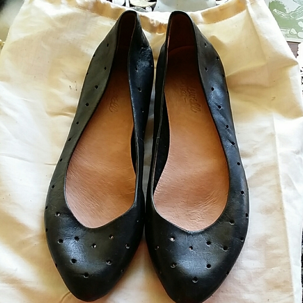 6 Madewell Hole Punch Black Leather Ballet Flat